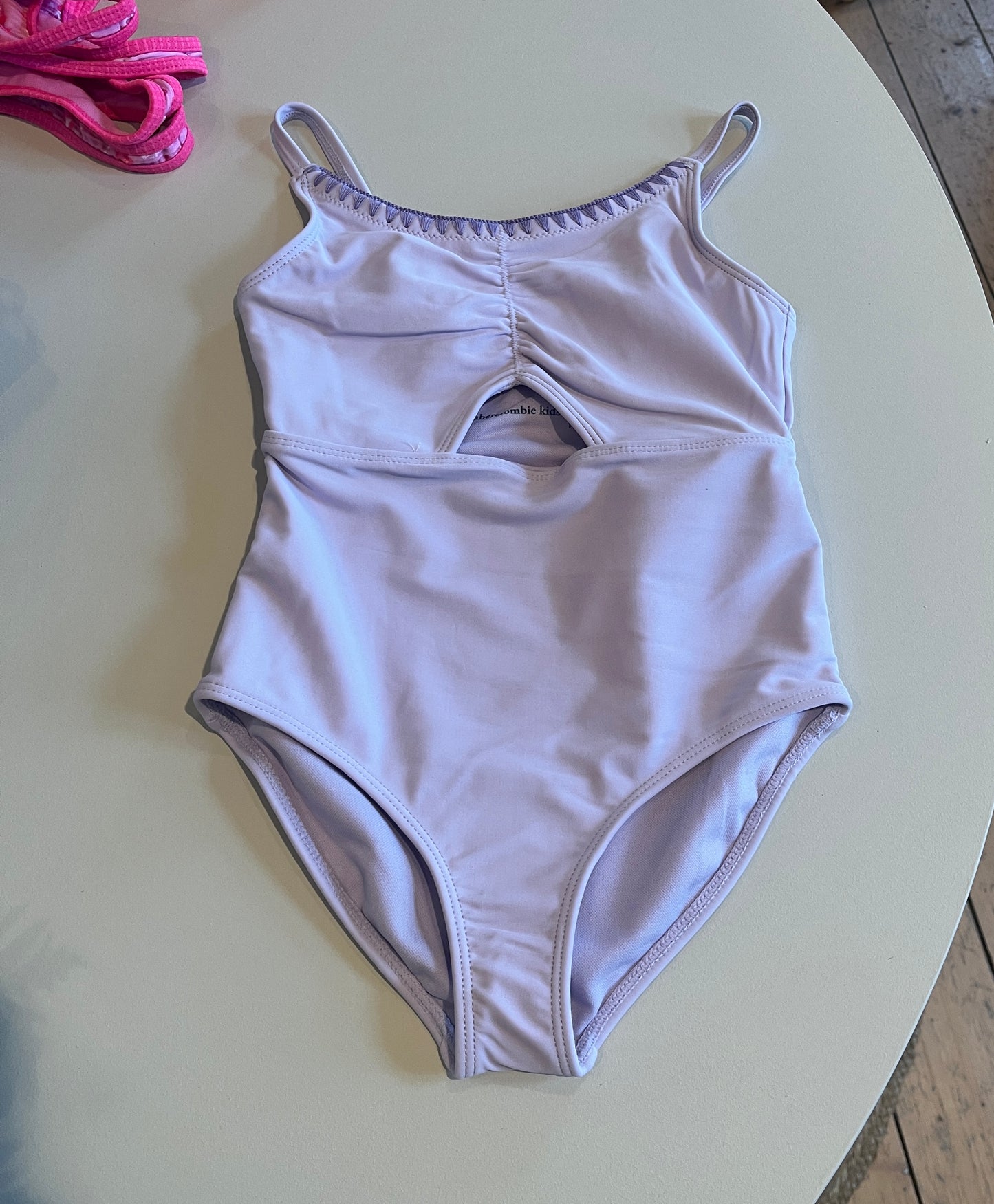 Abercrombie & Fitch - Cinched cutout swimsuit - Orchid petal