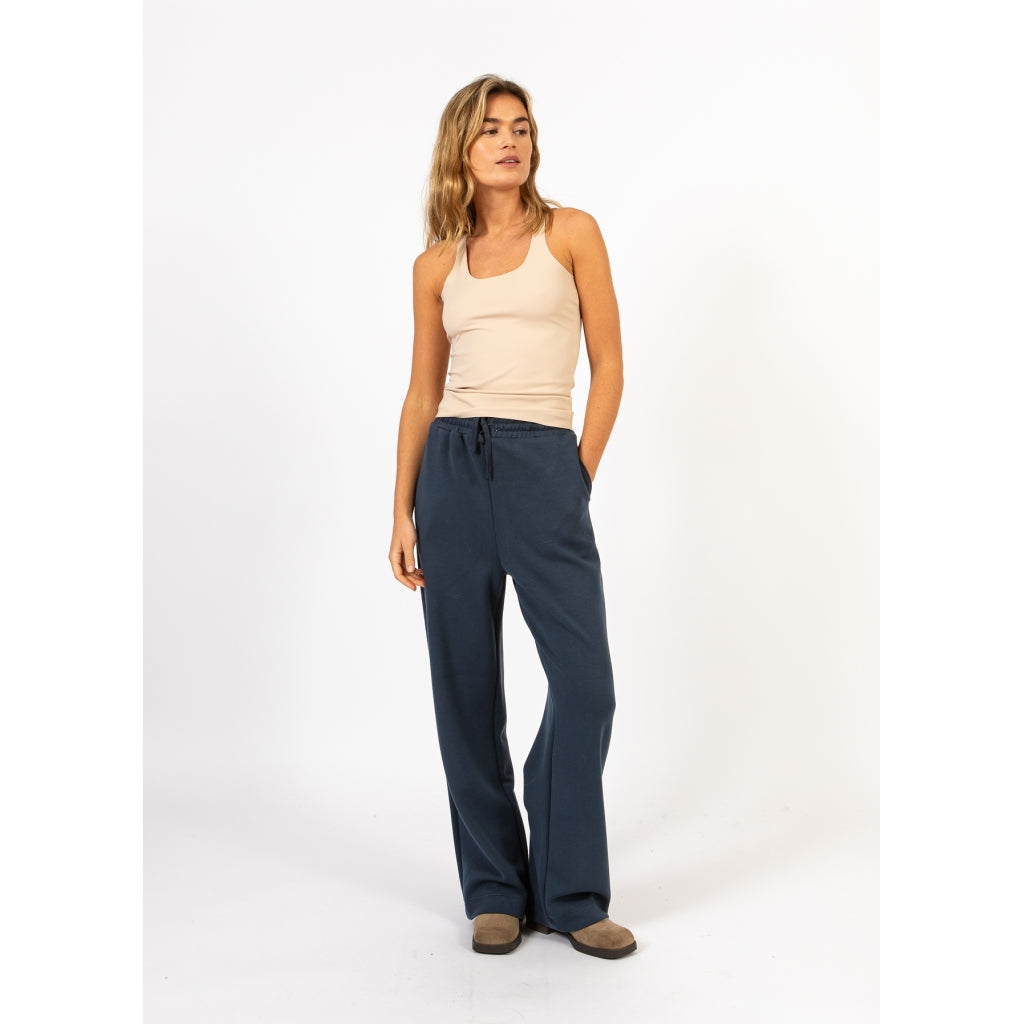 VIDA Tank Top - Nude (Basic)