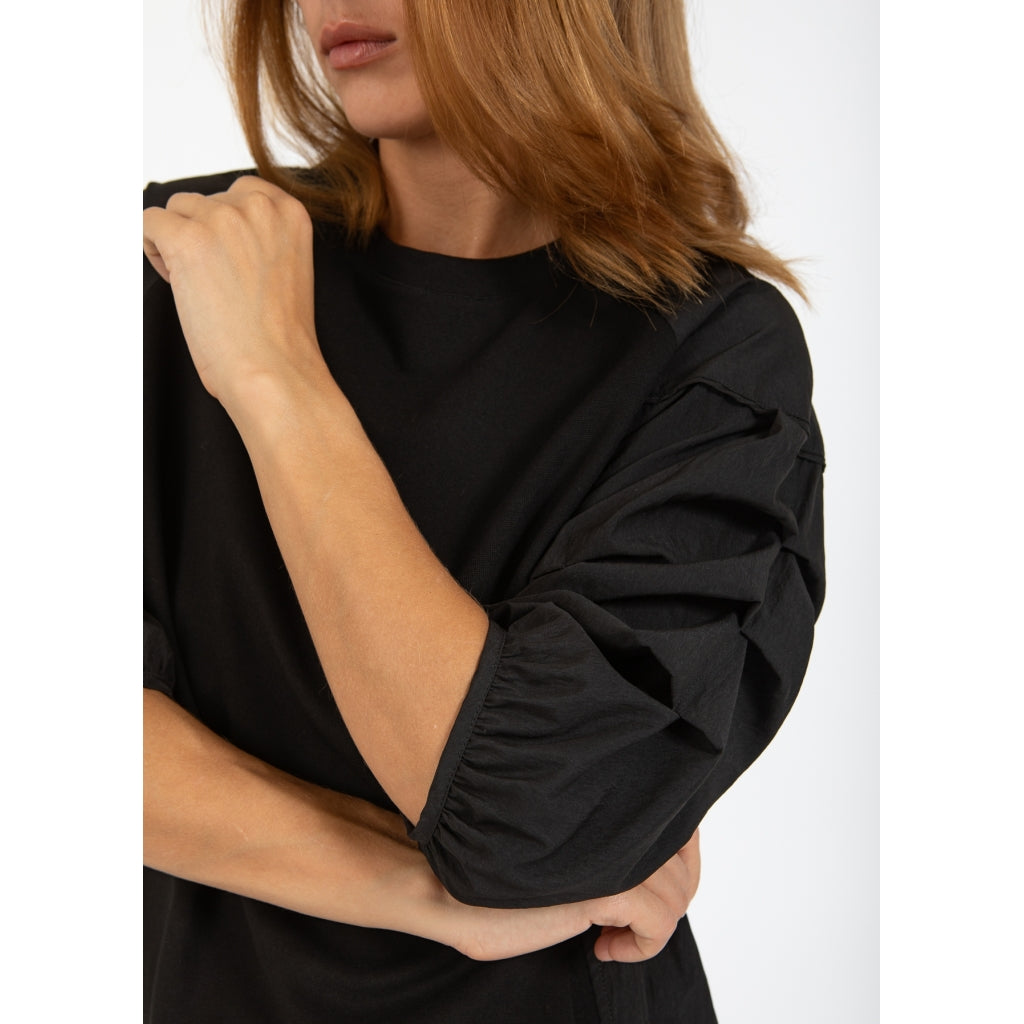 Blouse with puffy sleeves - Black