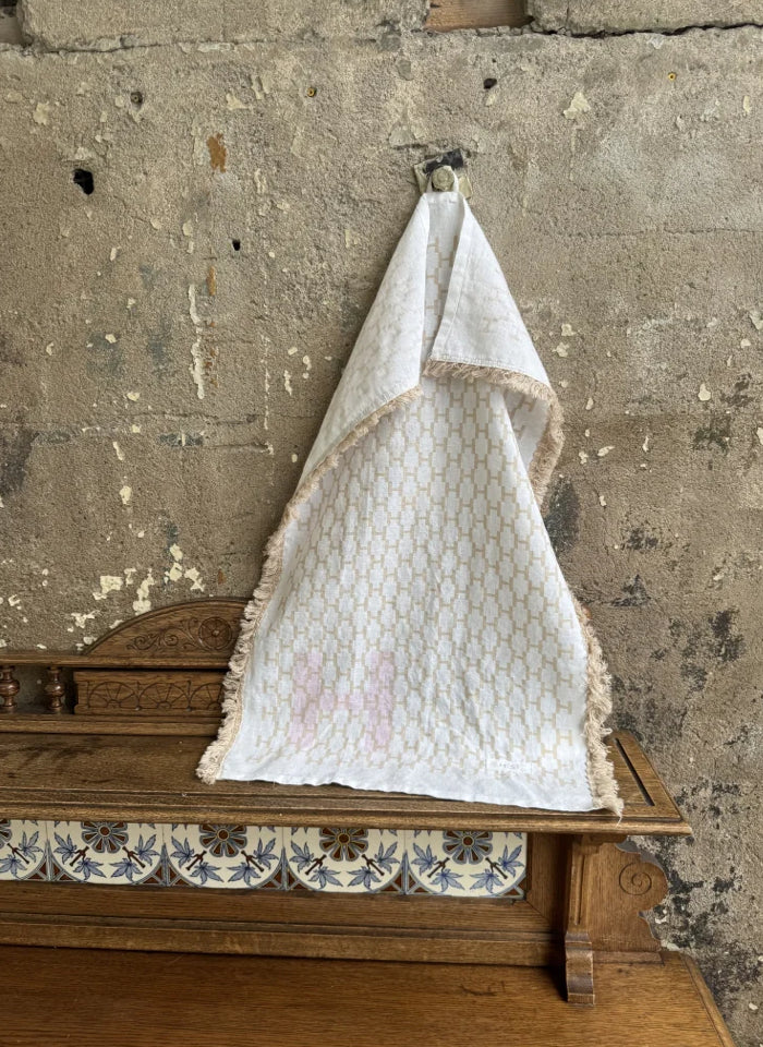 Linnen towel - White Alyssum