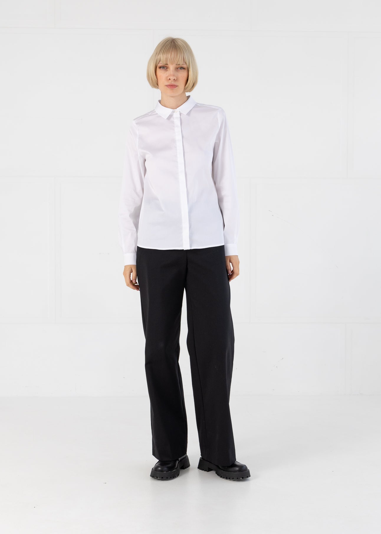 Coster Copenhagen - Fitted classic shirt - White