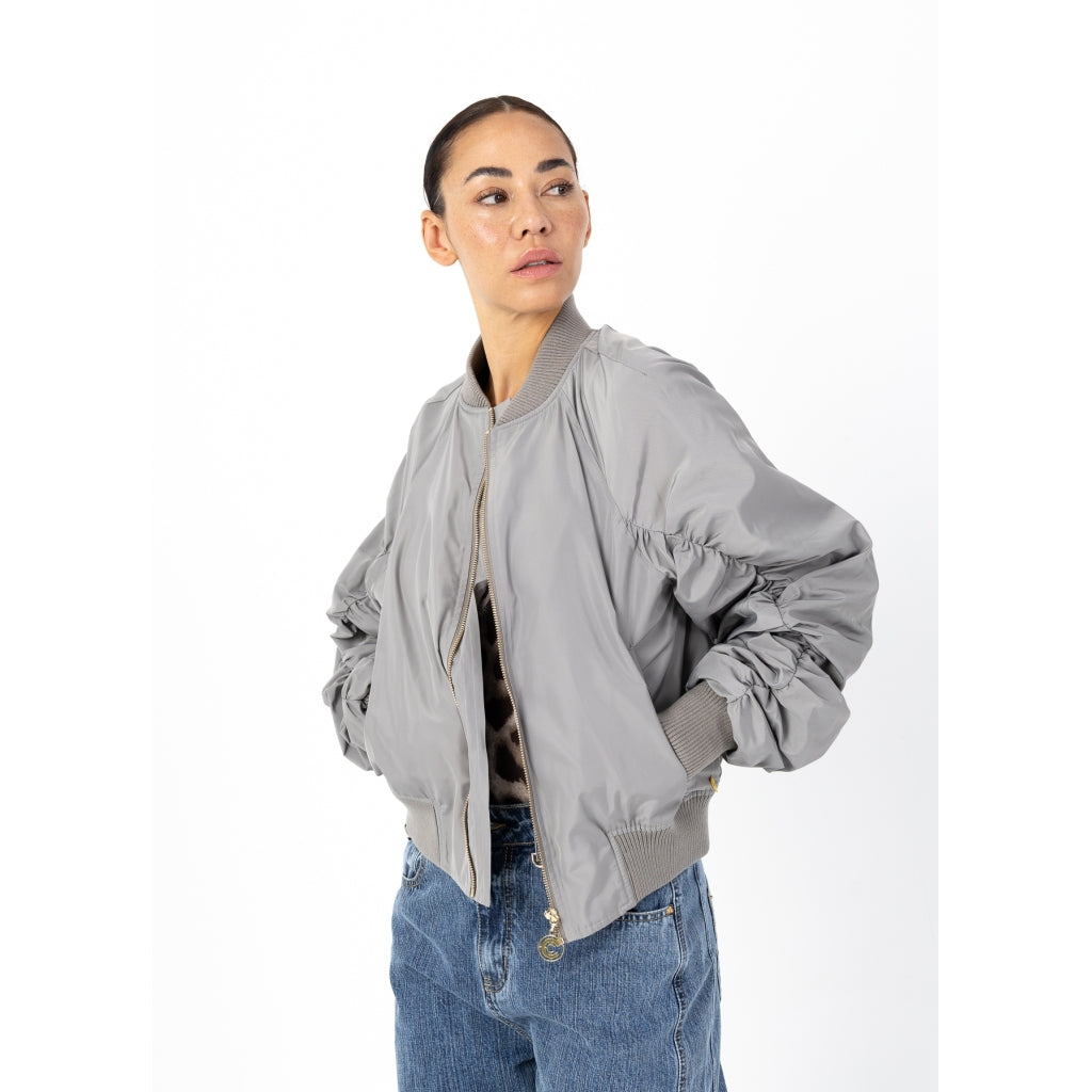 Coster Copenhagen - Short bomber jacket - Light olive