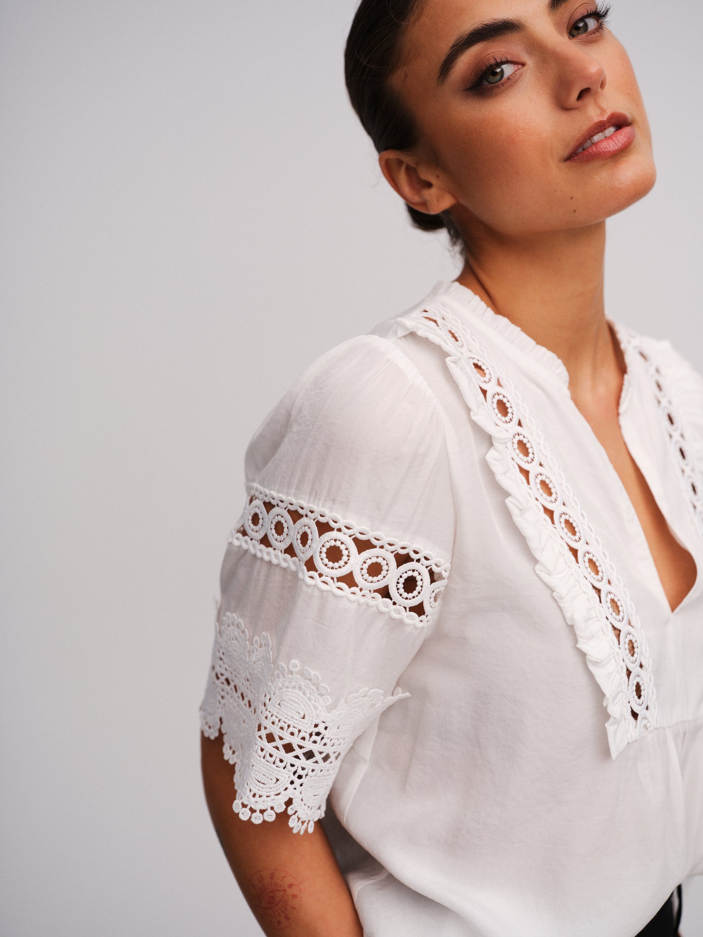 GOSSIA - ZelineGO Blouse - Off-white