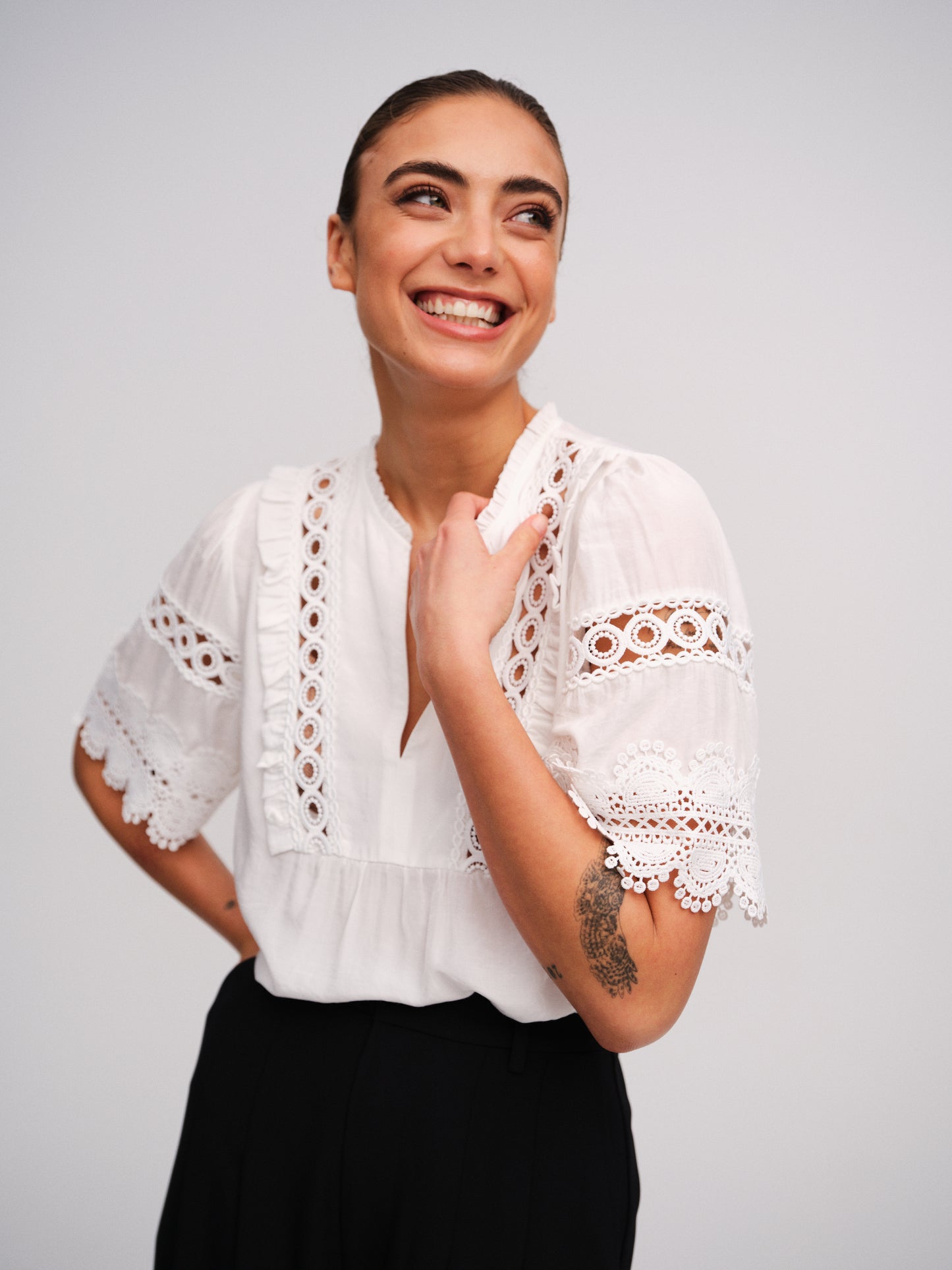 GOSSIA - ZelineGO Blouse - Off-white