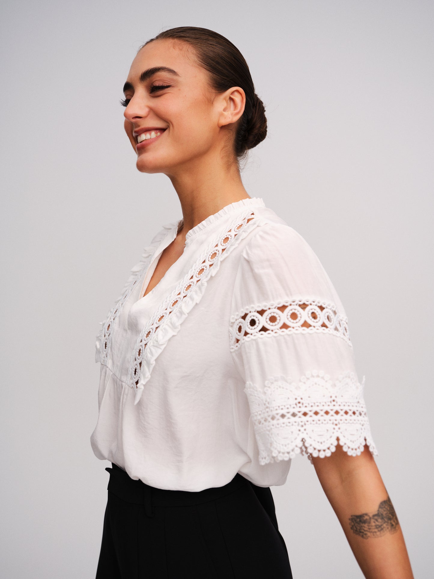 GOSSIA - ZelineGO Blouse - Off-white