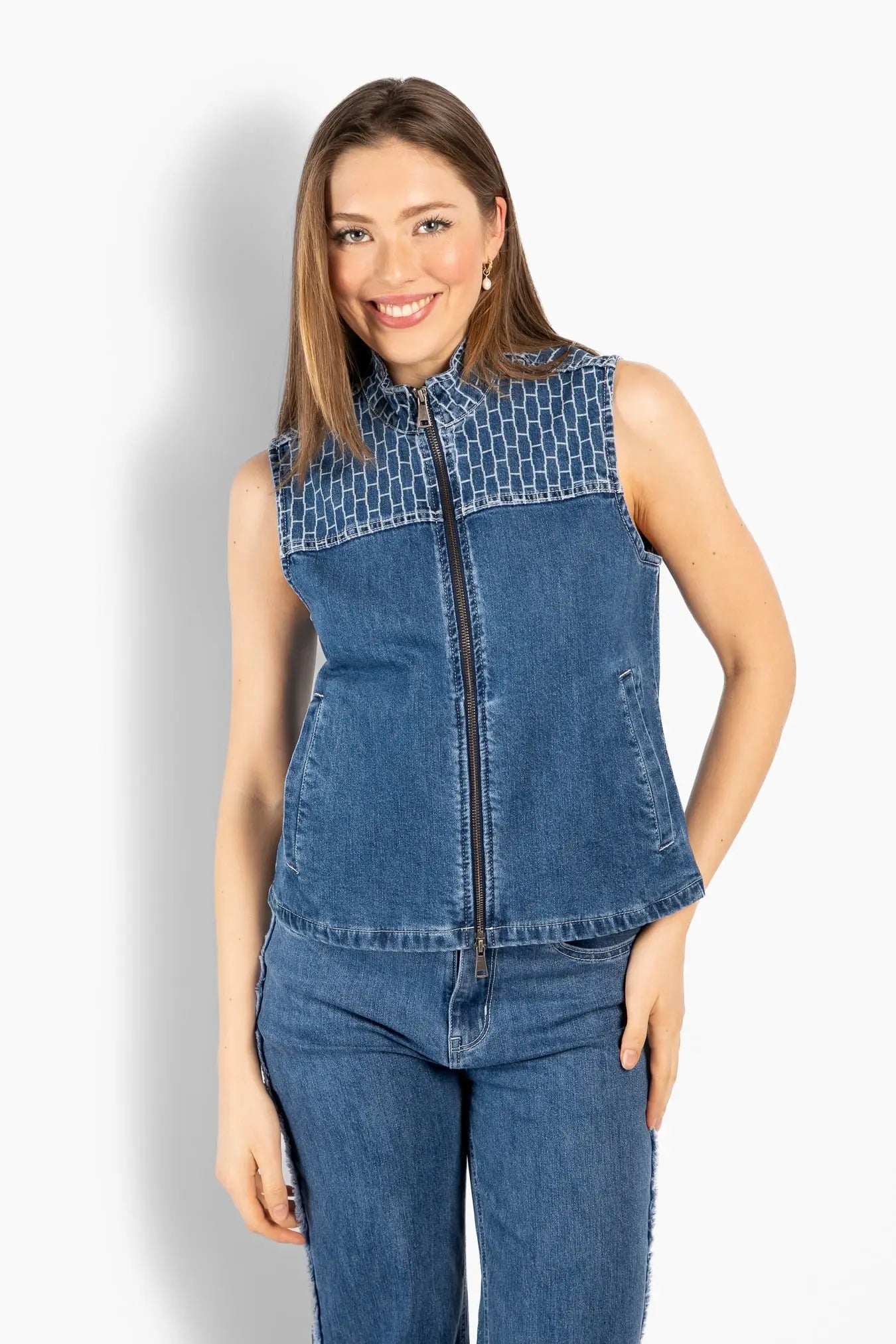 HÉST - DHARMA Vest - Light wash blue denim