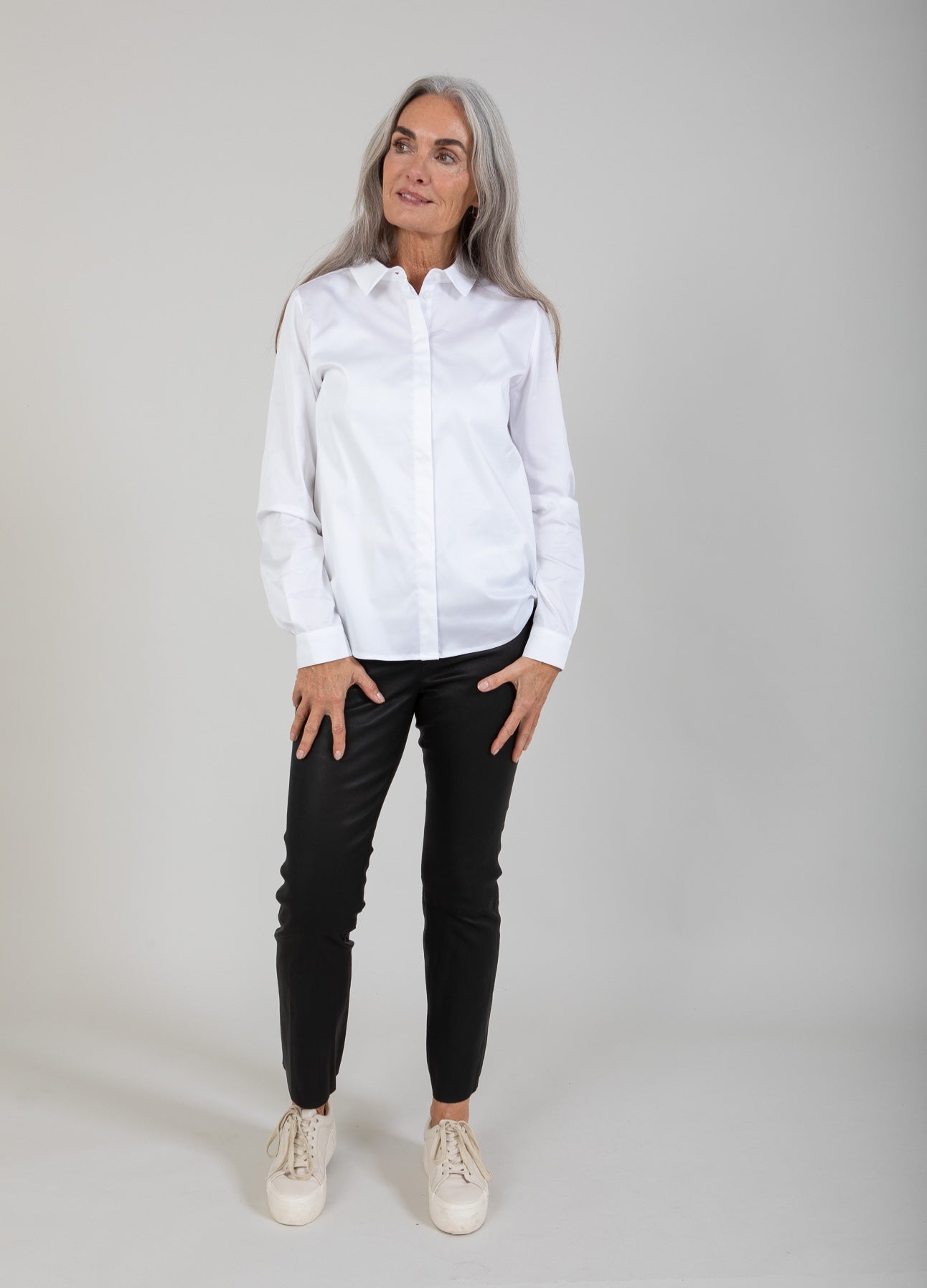 Coster Copenhagen - Fitted classic shirt - White