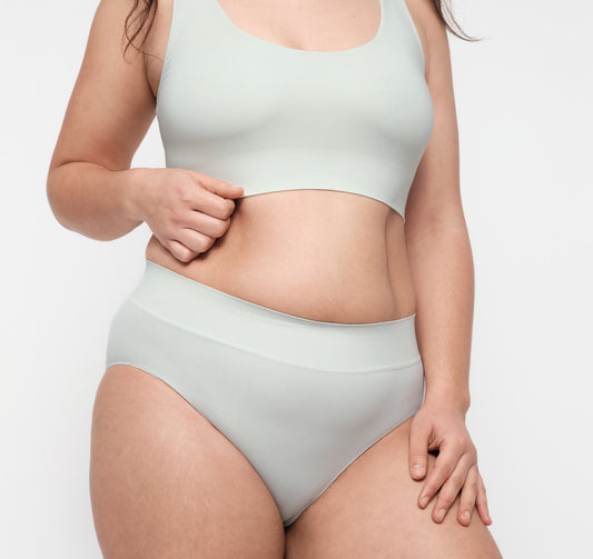 Organic Basics - Smooth High-Leg Briefs - Light Jade