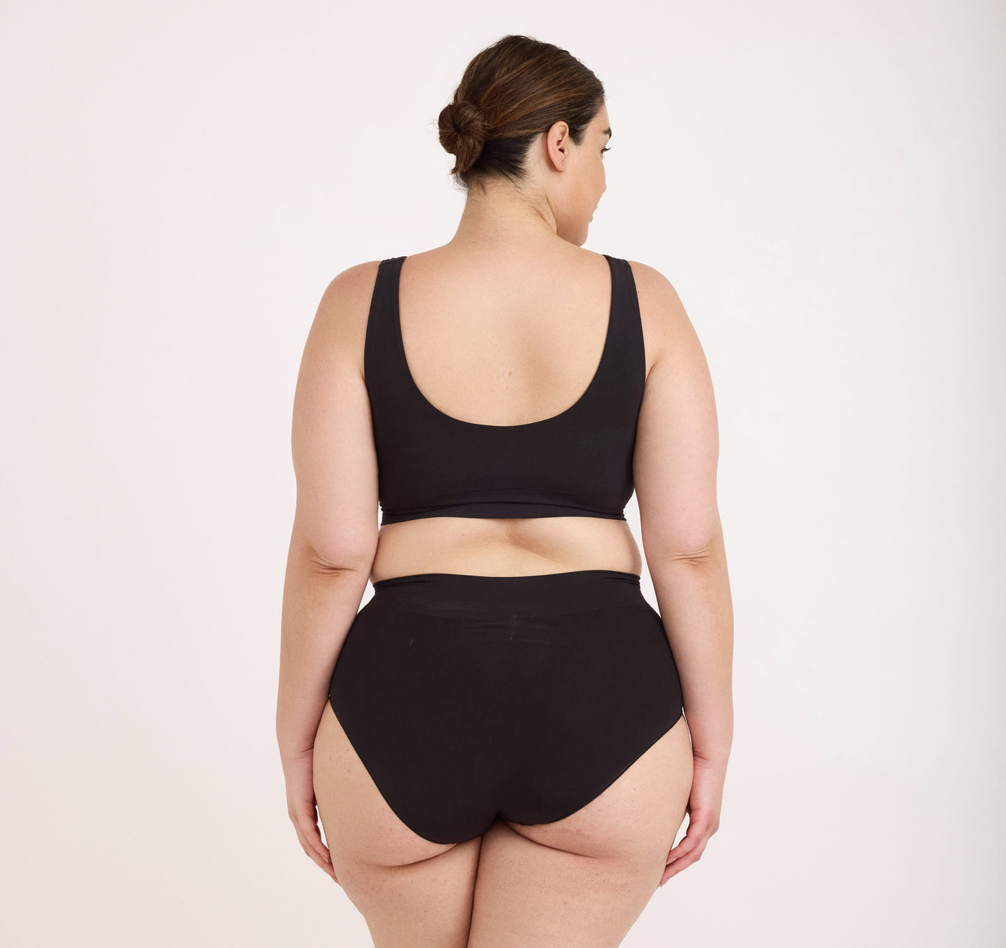 Organic Basics - Smooth High-Leg Briefs - Black