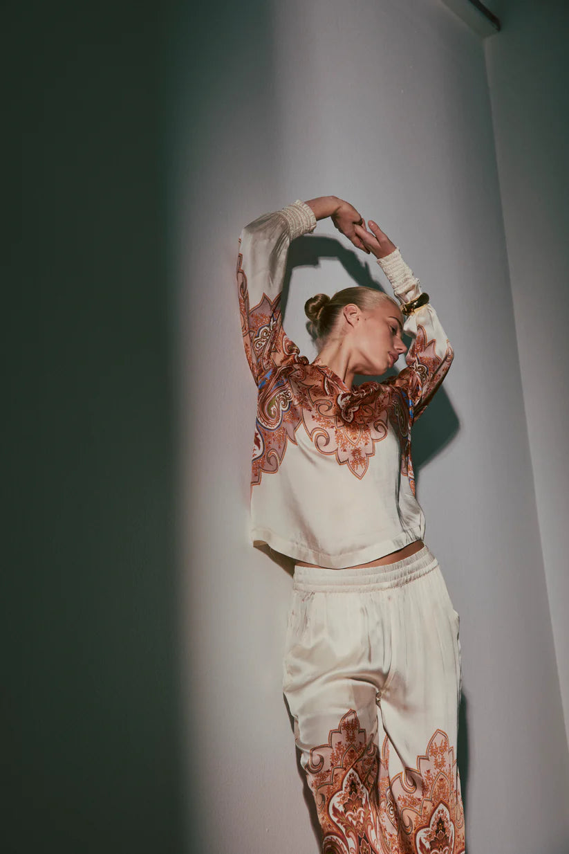 HUMBLE - KLAUDIAAG Pants - Off-white combi