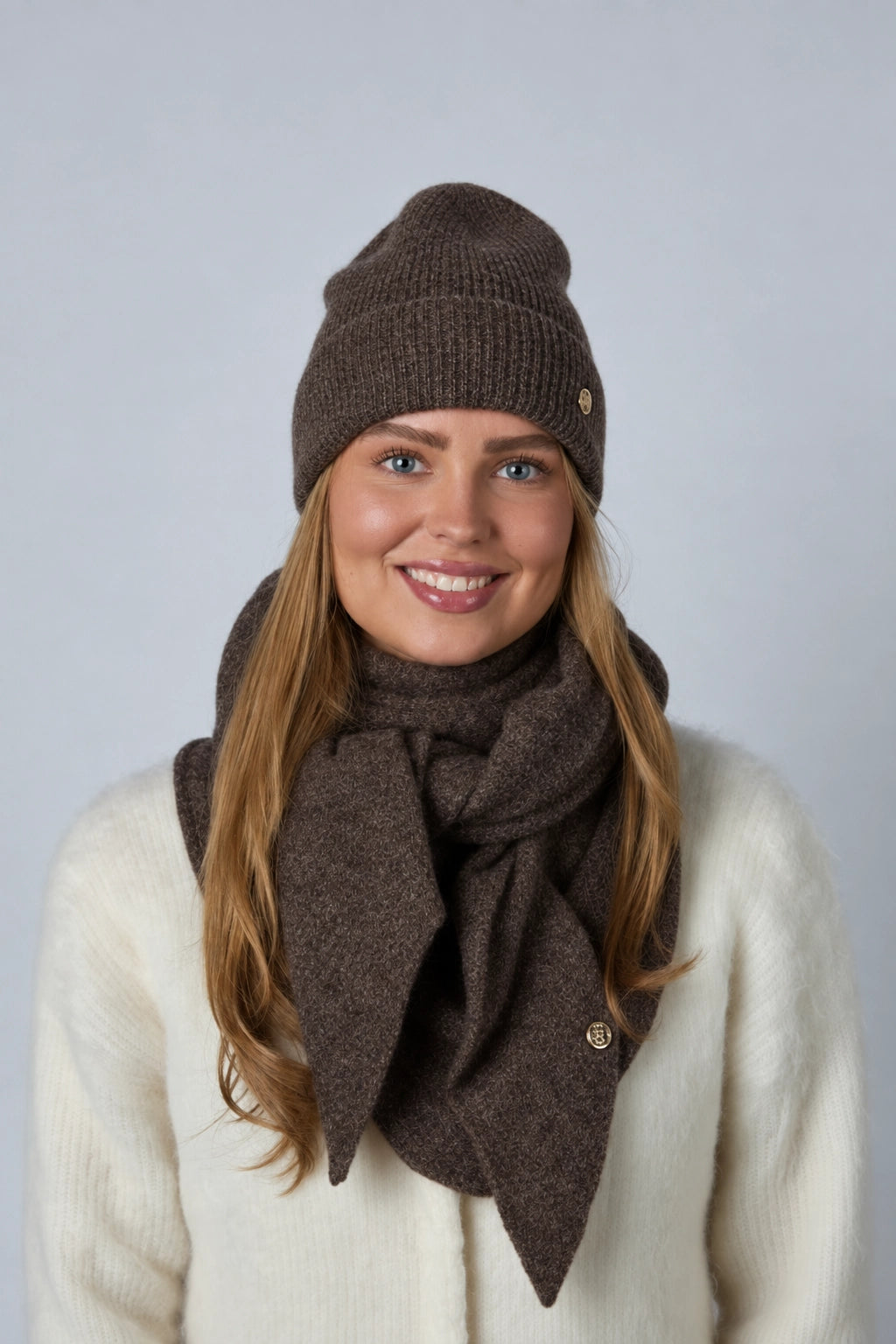 NORWAY DESIGNstudio - Strikket lue ullmix - mørk brun melert