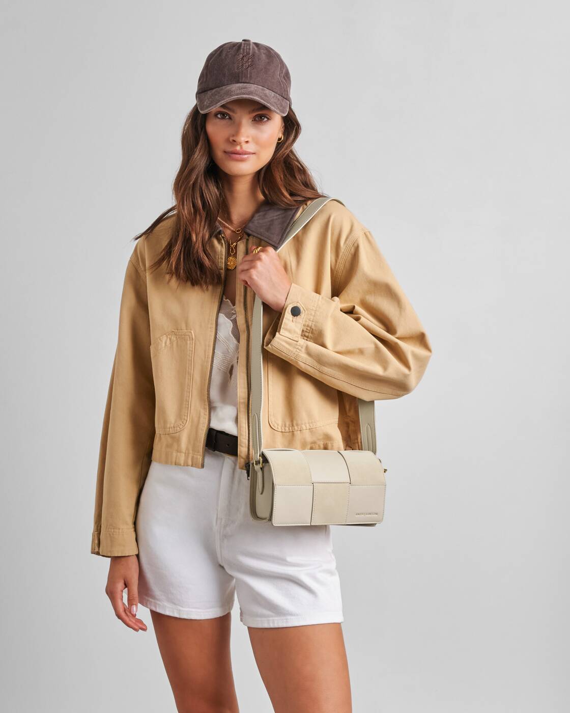 KATIE LOXTON - TAYA Crossbody bag - Off-white/Suedette (13,5 x 23 cm)